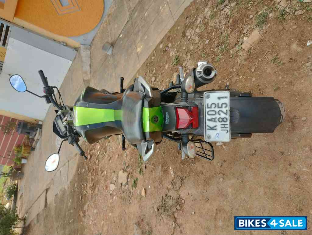 Black & Green Yamaha FZ-S FI V2