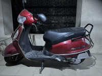 Red Suzuki Access 125
