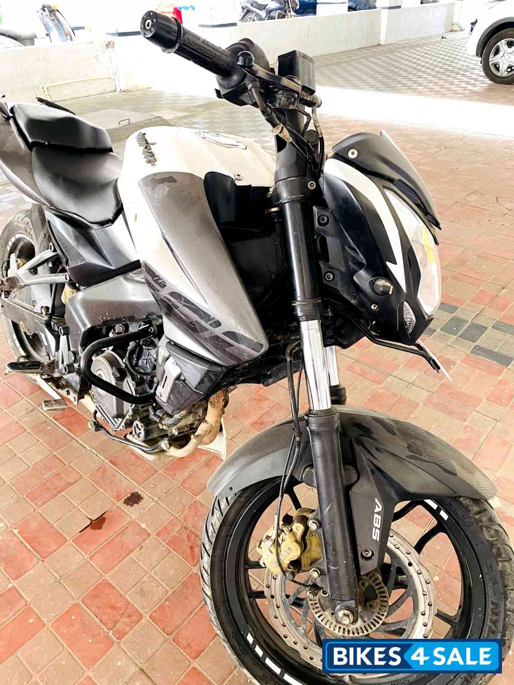 Bajaj Pulsar 200 NS ABS NS 200