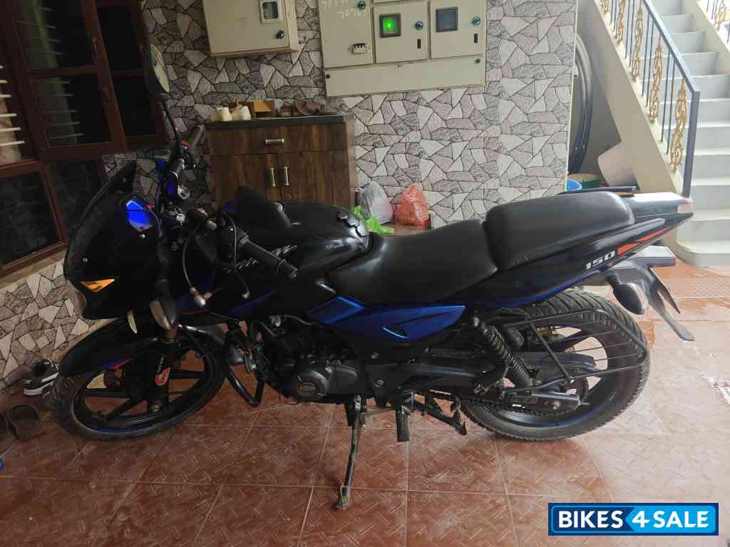 Blackblue Bajaj Pulsar 150 Twin Disc