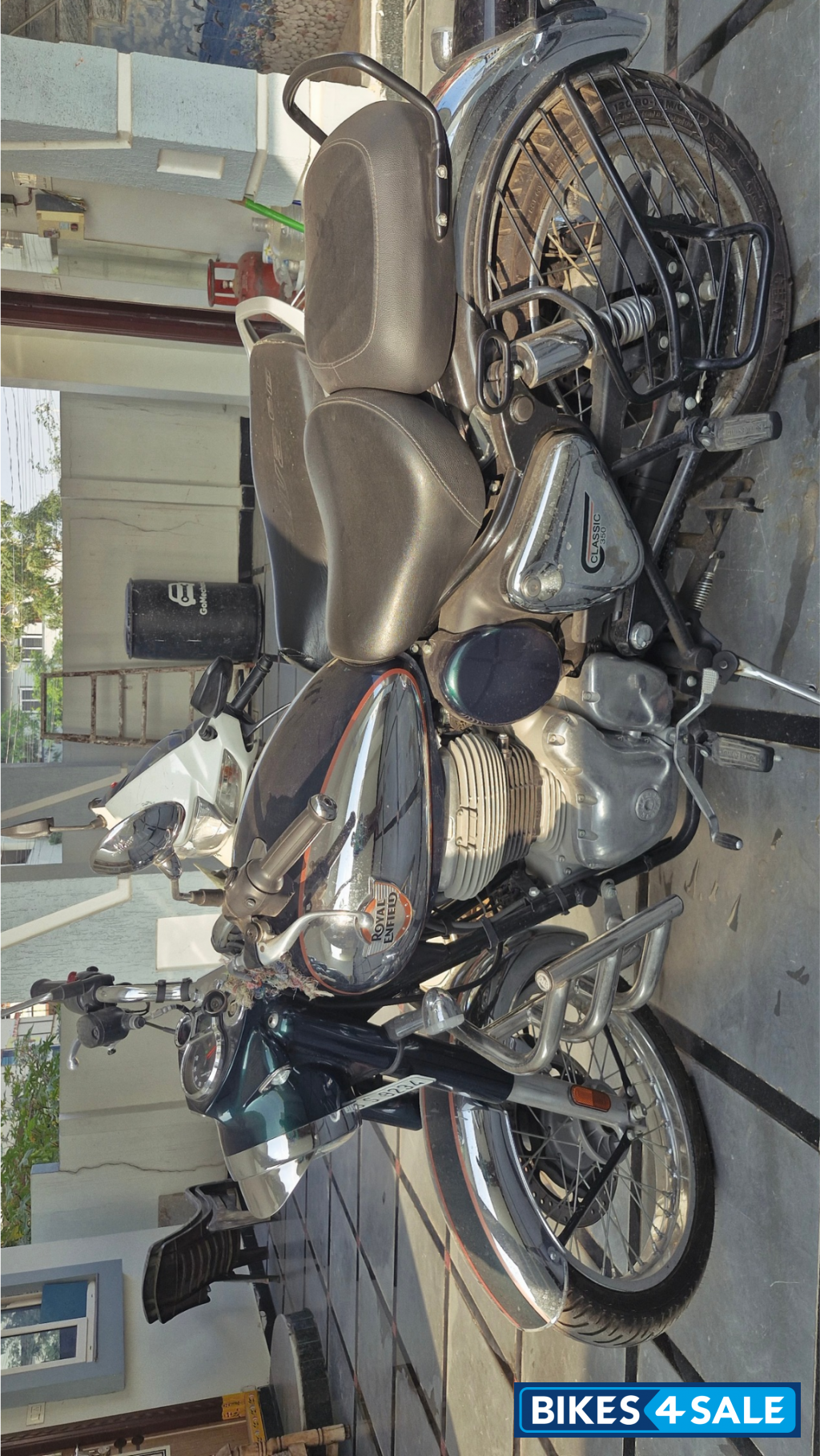 Emarald Green Royal Enfield Classic 350 BS VI