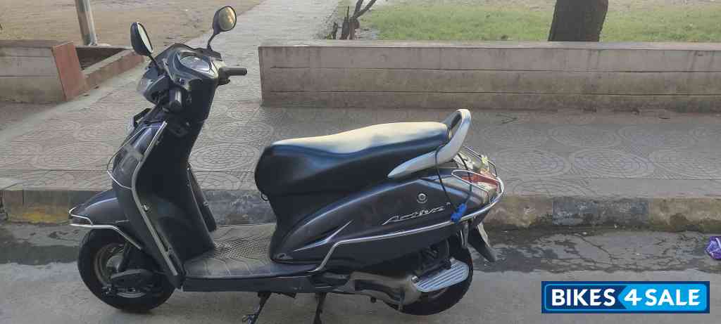 Grey Honda Activa 3G