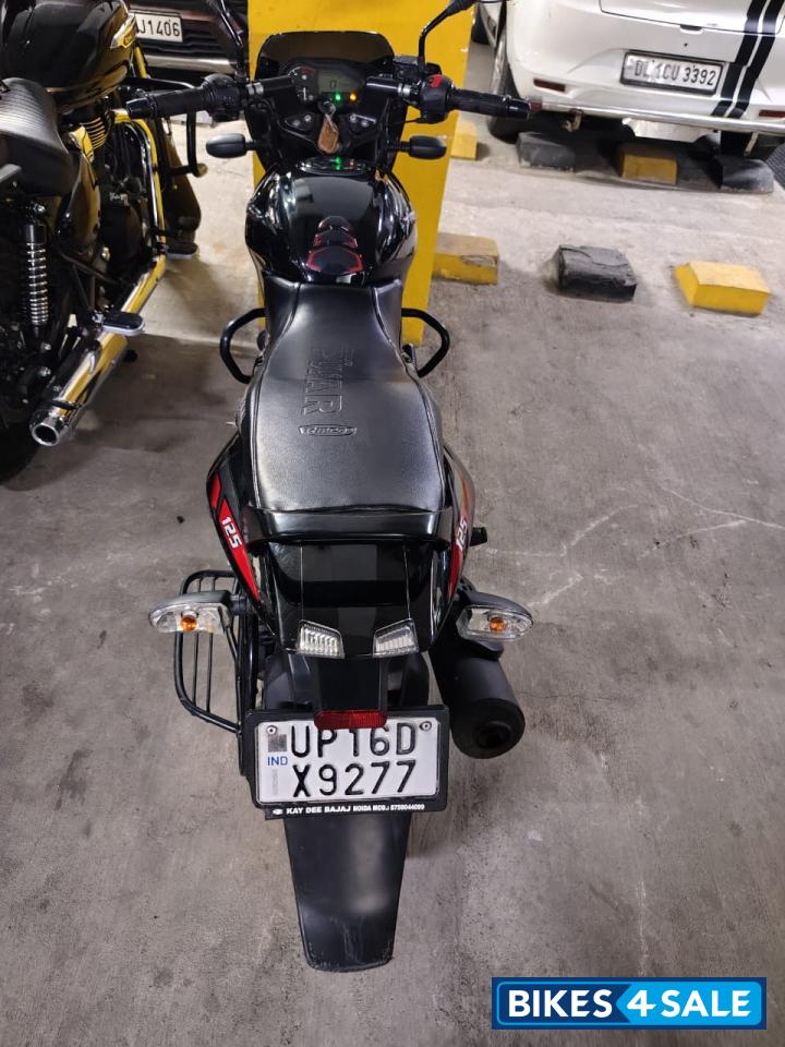 Ebony Black Solar Red Bajaj Pulsar 125 Neon Disc Single Seat