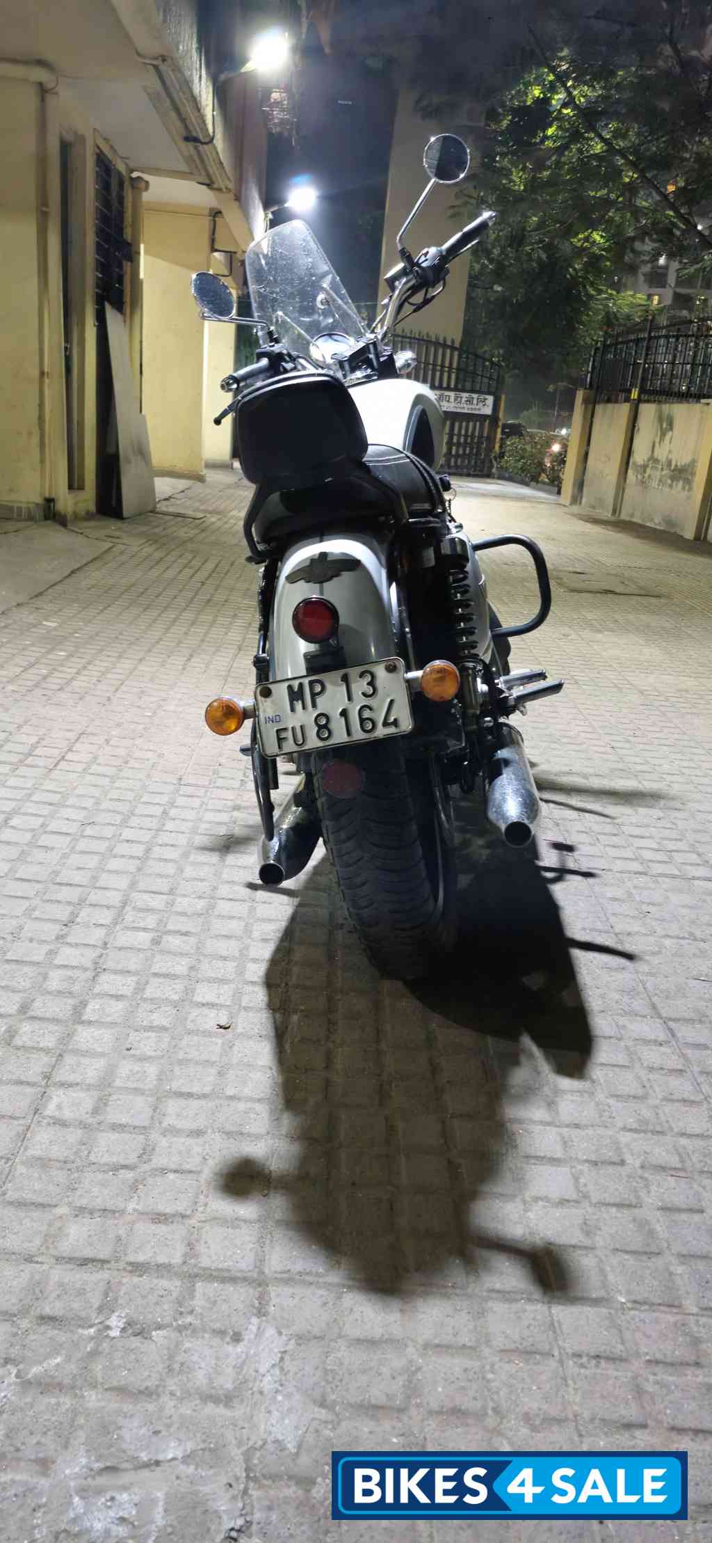 Sin Silver Yezdi Roadster Chrome