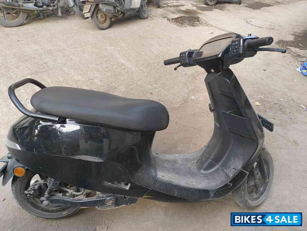 Jet Black Ola S1 Pro Gen2