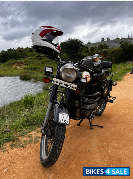 Black Royal Enfield Classic 350