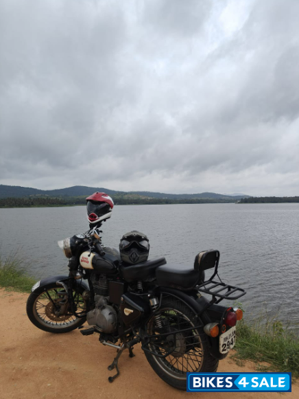 Black Royal Enfield Classic 350