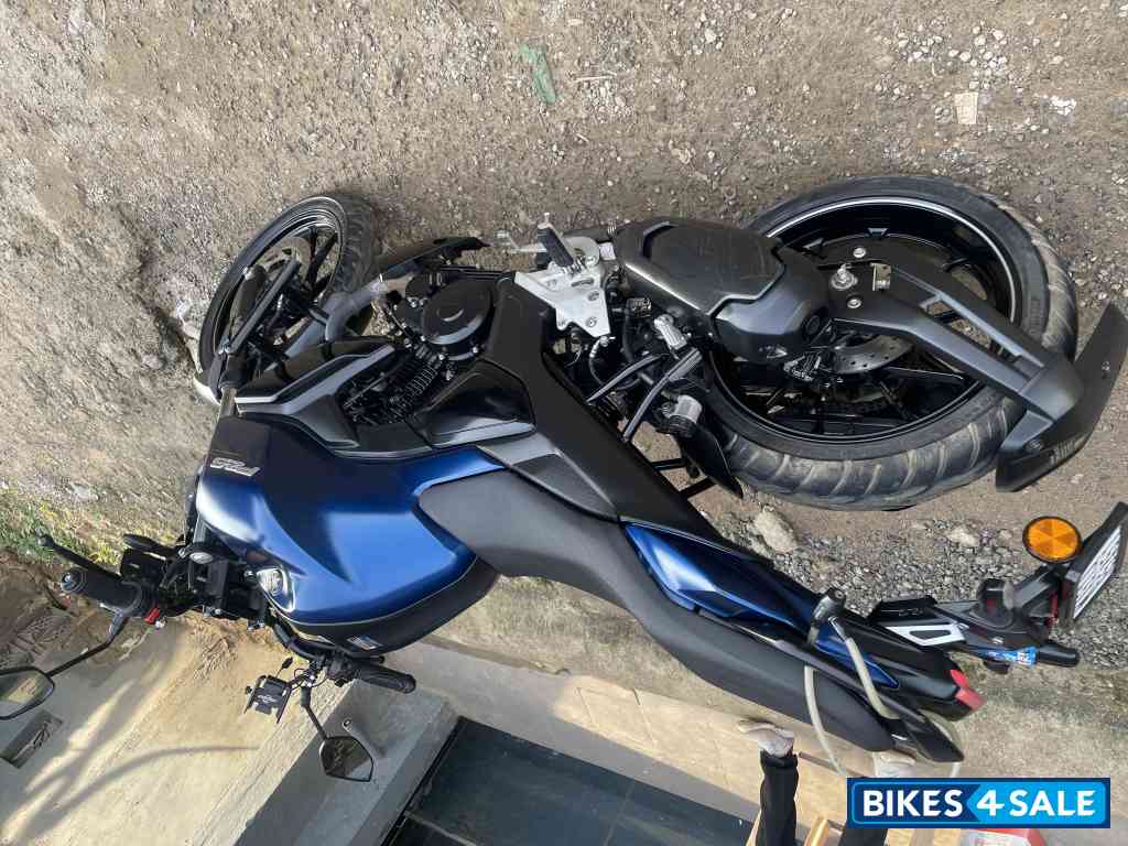 Yamaha FZ-S FI Ver 4.0 Yamaha FZ-S FI Ver 4.0