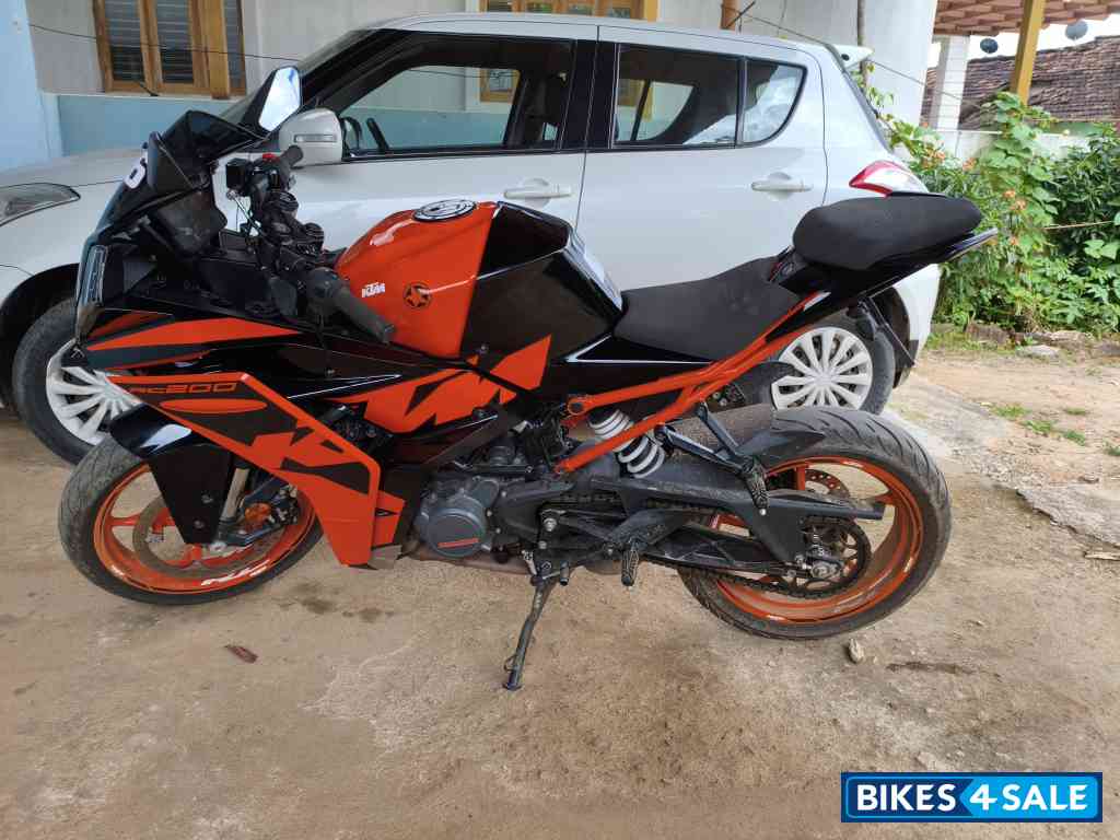 KTM RC 200 2022