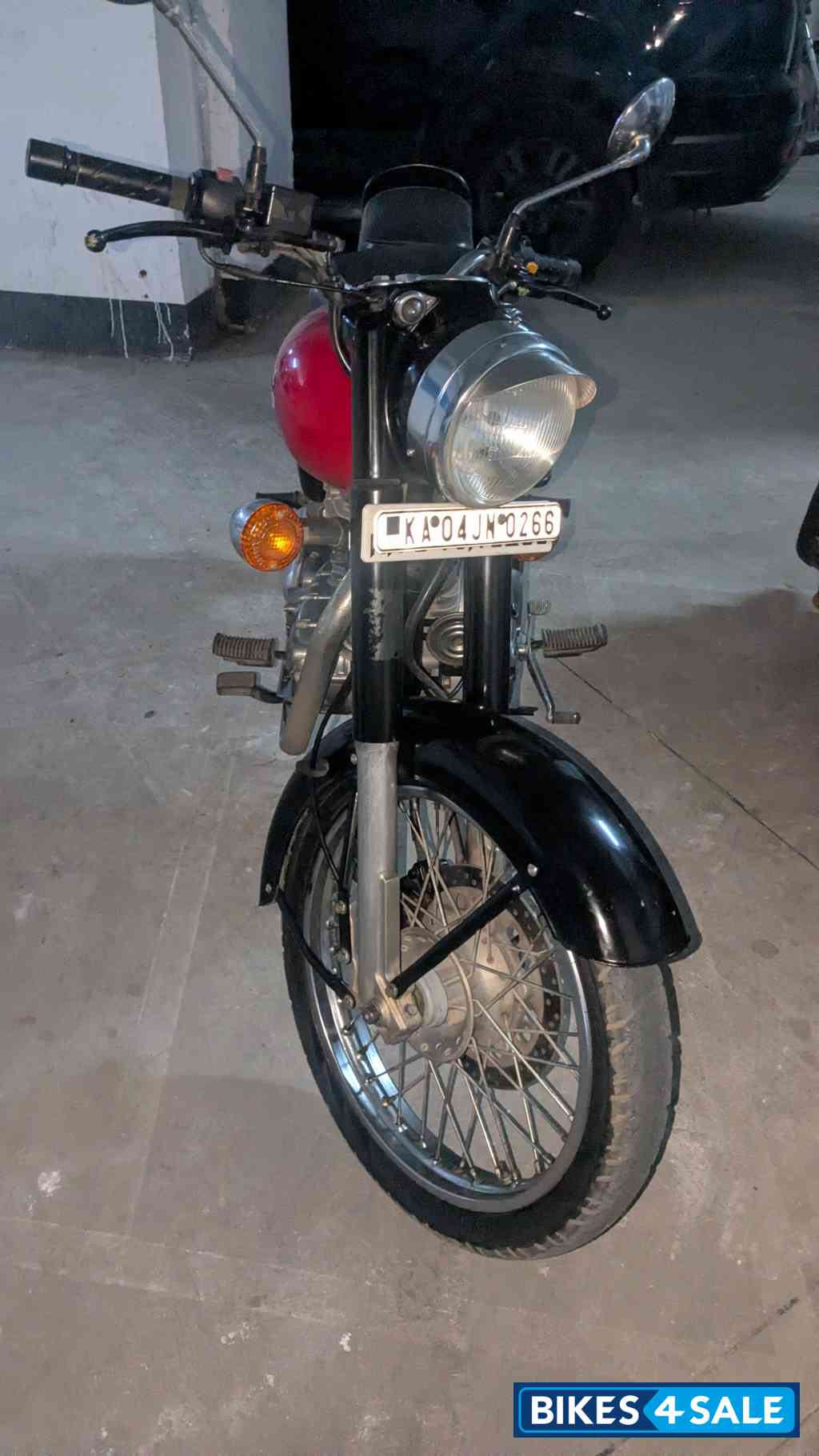 Royal Enfield Classic 350 Redditch Red