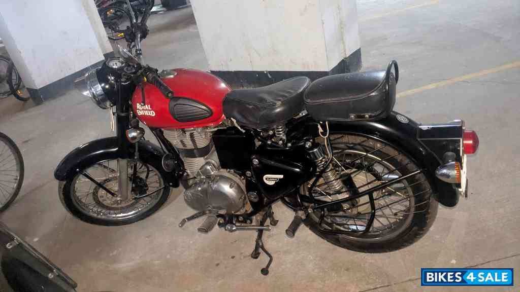 Royal Enfield Classic 350 Redditch Red Royal Enfield Classic 350 Redditch Red