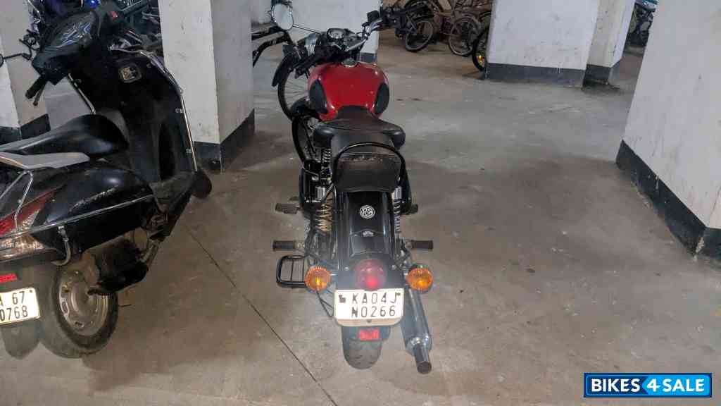 Royal Enfield Classic 350 Redditch Red Royal Enfield Classic 350 Redditch Red