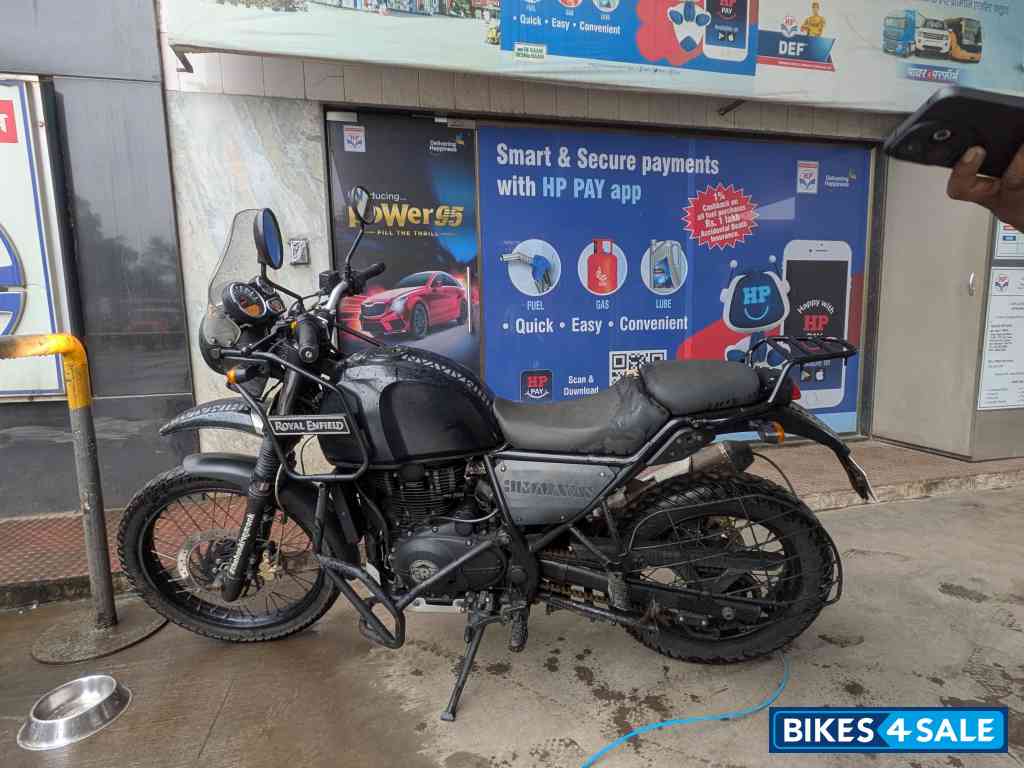 Granite Black Royal Enfield Himalayan