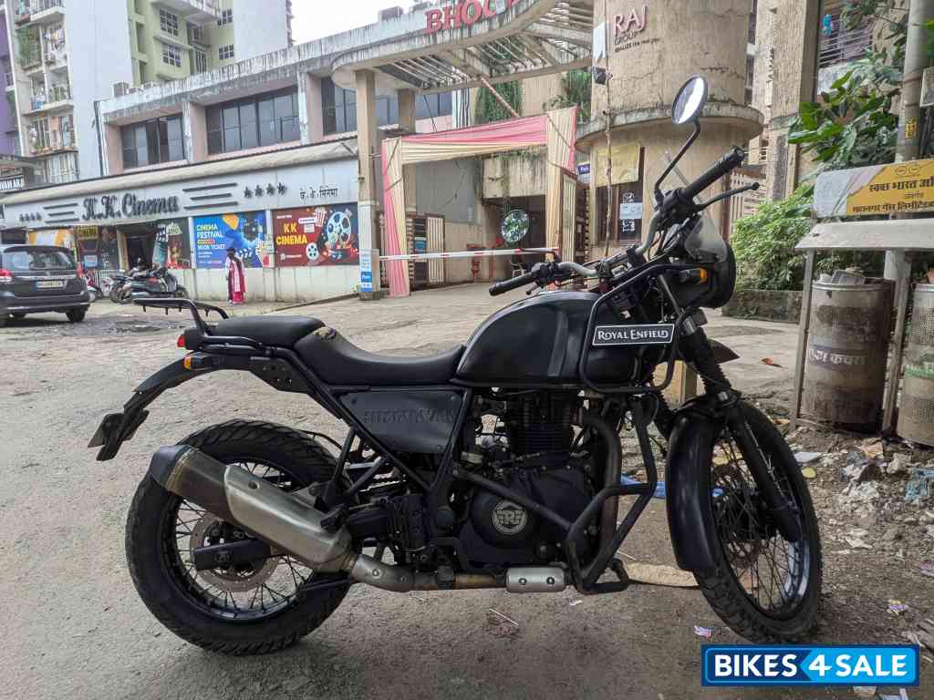 Granite Black Royal Enfield Himalayan