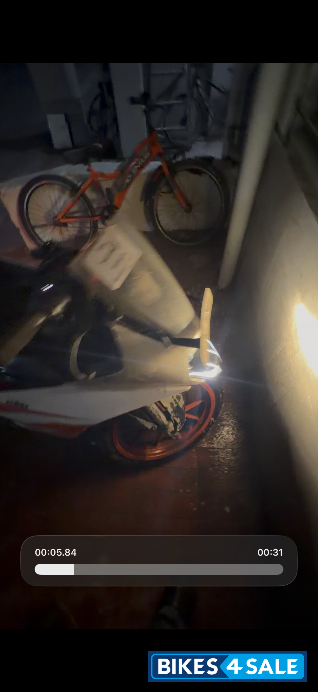 White Orange Black KTM RC 200 White Orange Black KTM RC 200