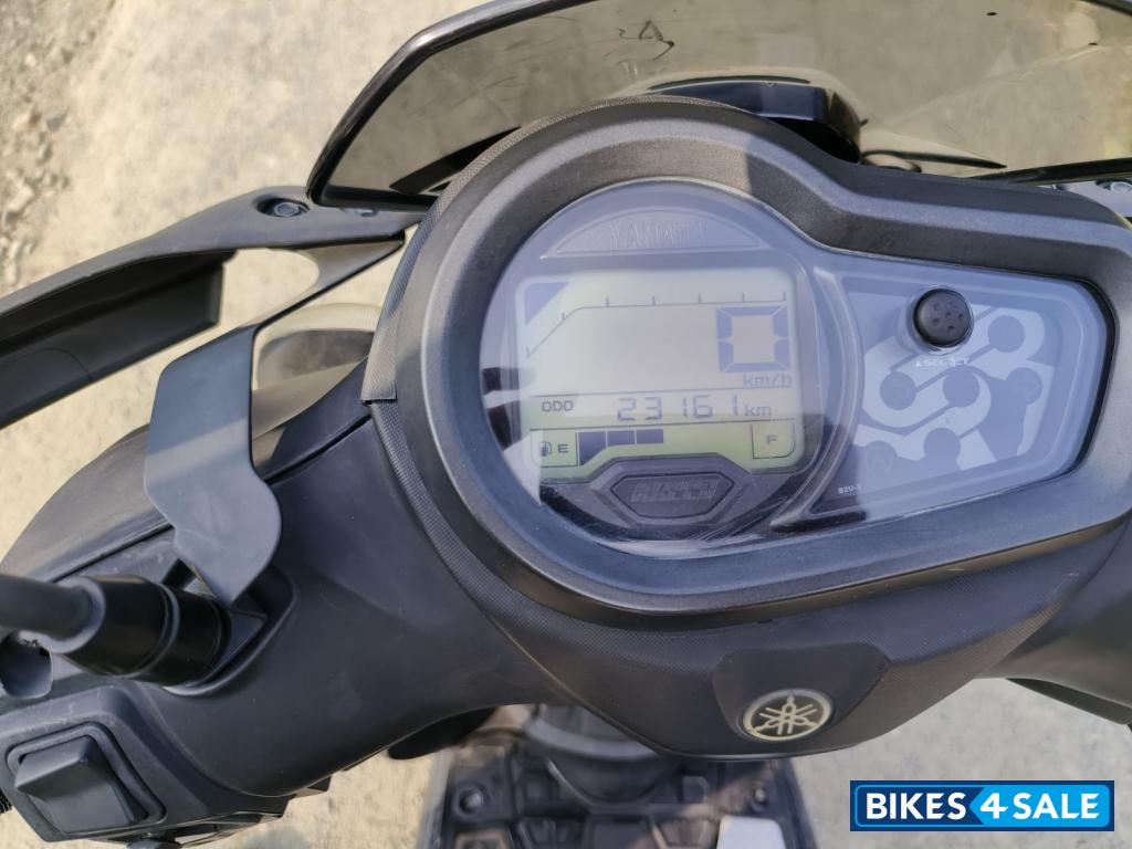 Yamaha RayZR Street Rally 125 Fi Hybrid Yamaha RayZR Street Rally 125 Fi Hybrid