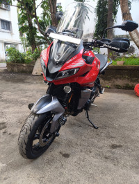 Red Triumph Tiger Sport 660