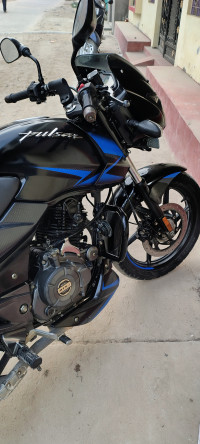 Blue Bajaj Pulsar 150 Twin Disc