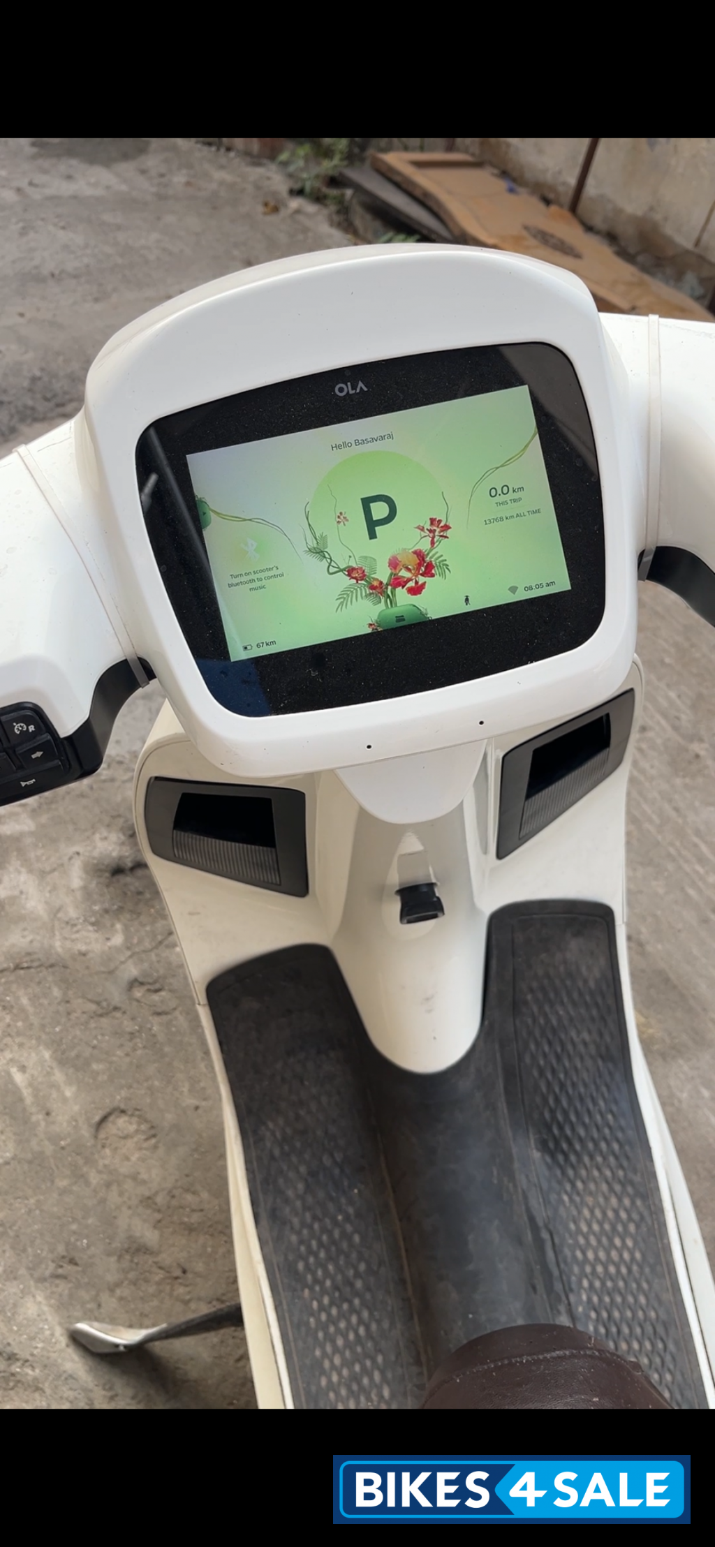 White Ola S1 Pro White Ola S1 Pro