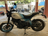 Royal Enfield Guerrilla 450 2024 Model
