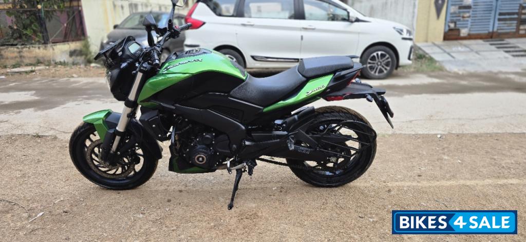 Green Bajaj 2021 Dominar 400