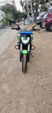 Green Bajaj 2021 Dominar 400