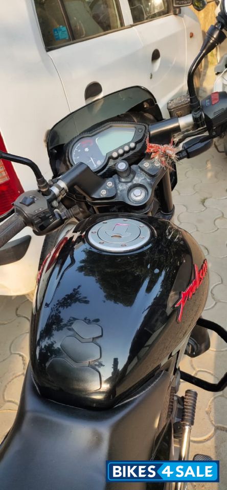 Black Bajaj Pulsar 150 Neon