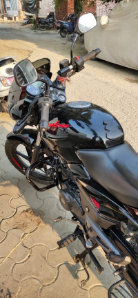 Black Bajaj Pulsar 150 Neon