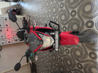 Honda CB Hornet 160R