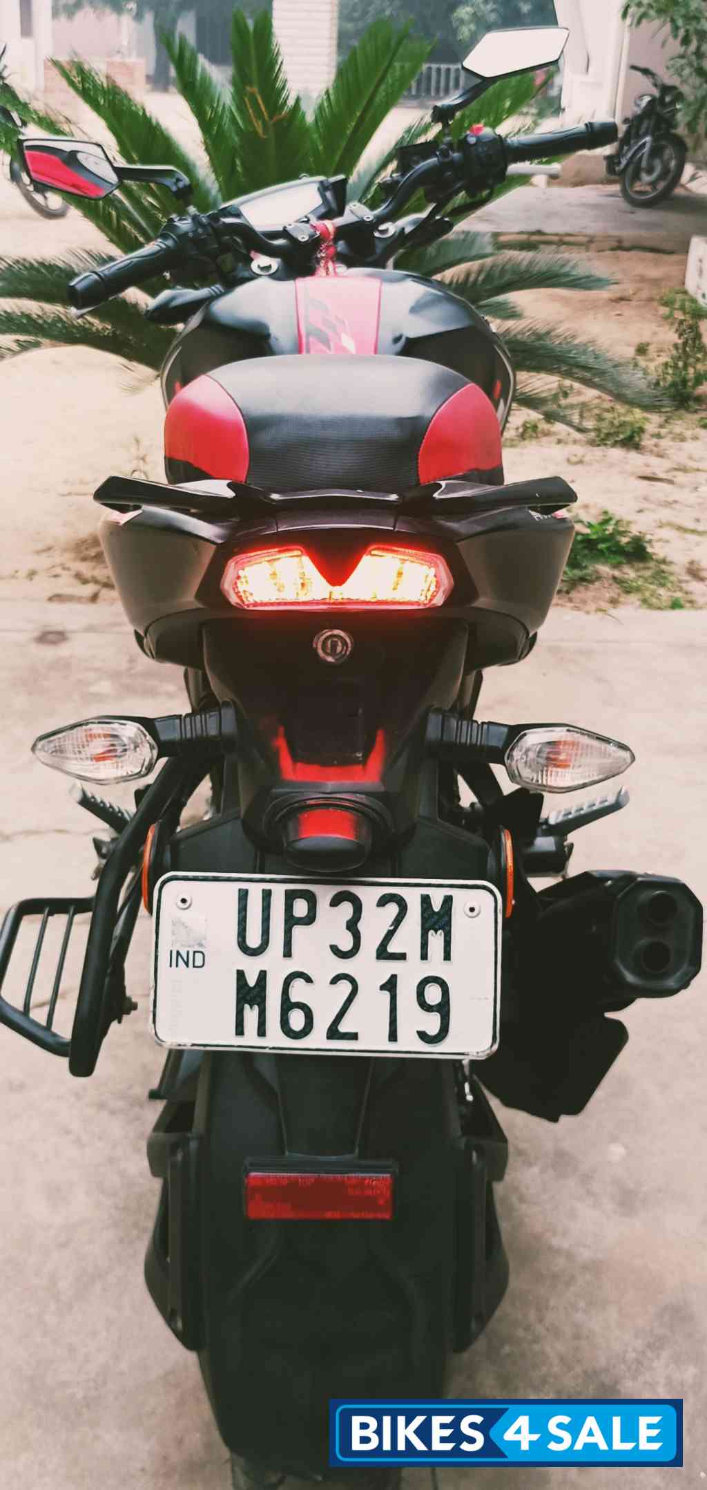 TVS Apache RTR 160 4V Special Edition TVS Apache RTR 160 4V Special Edition