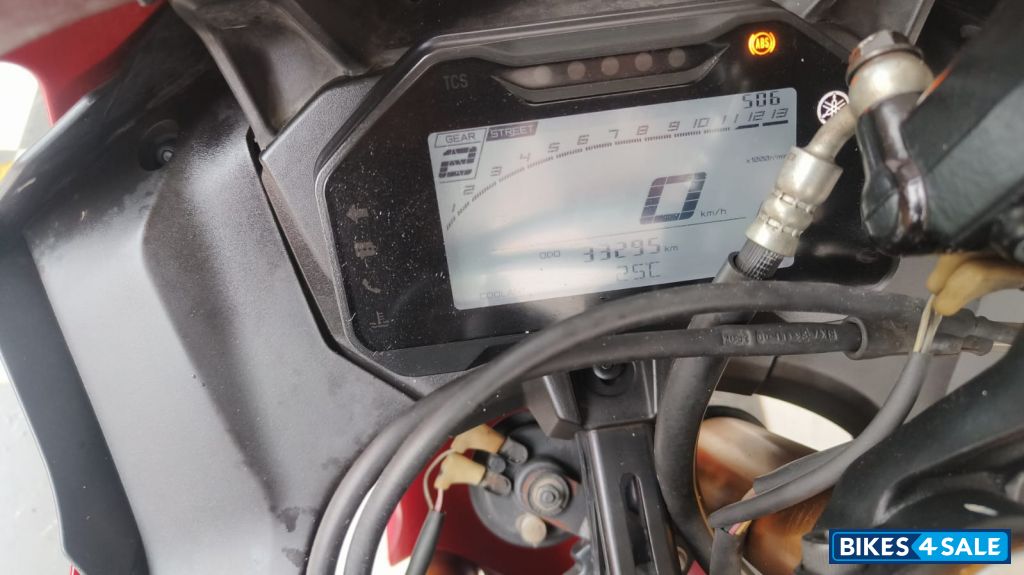 Red Yamaha R15 V4 Red Yamaha R15 V4