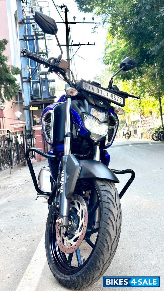 Blue Yamaha FZ-S FI V3 Blue Yamaha FZ-S FI V3
