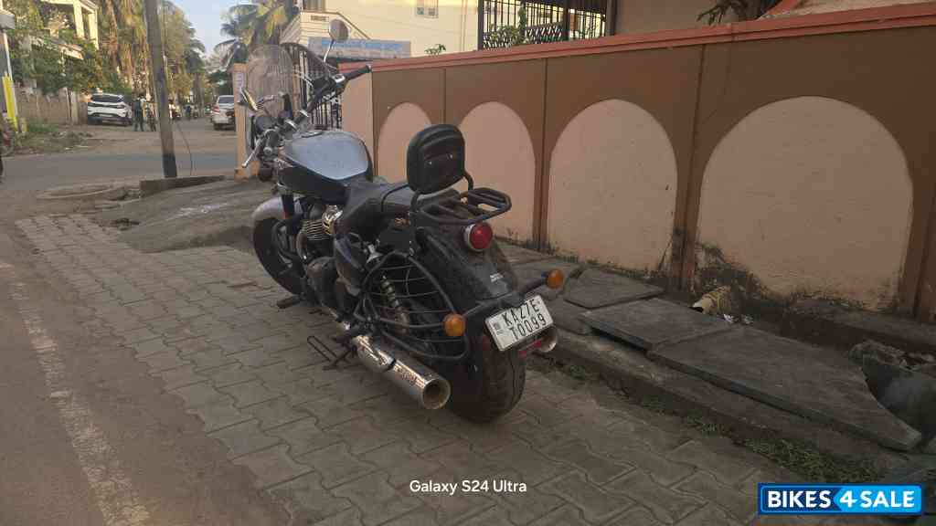 Royal Enfield Super Meteor 650