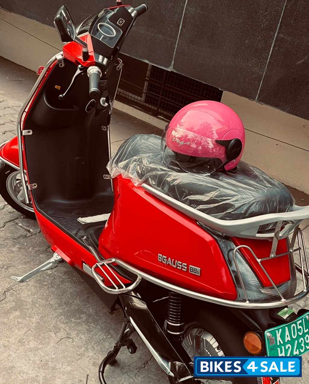 Red BGauss B8 Lithium Ion