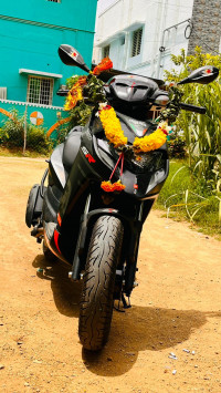 Black Aprilia SR 160