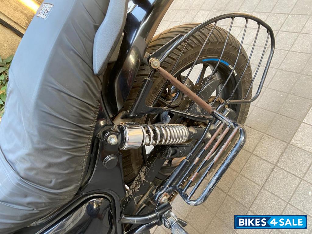 Dapper Blue Royal Enfield Hunter 350 Metro