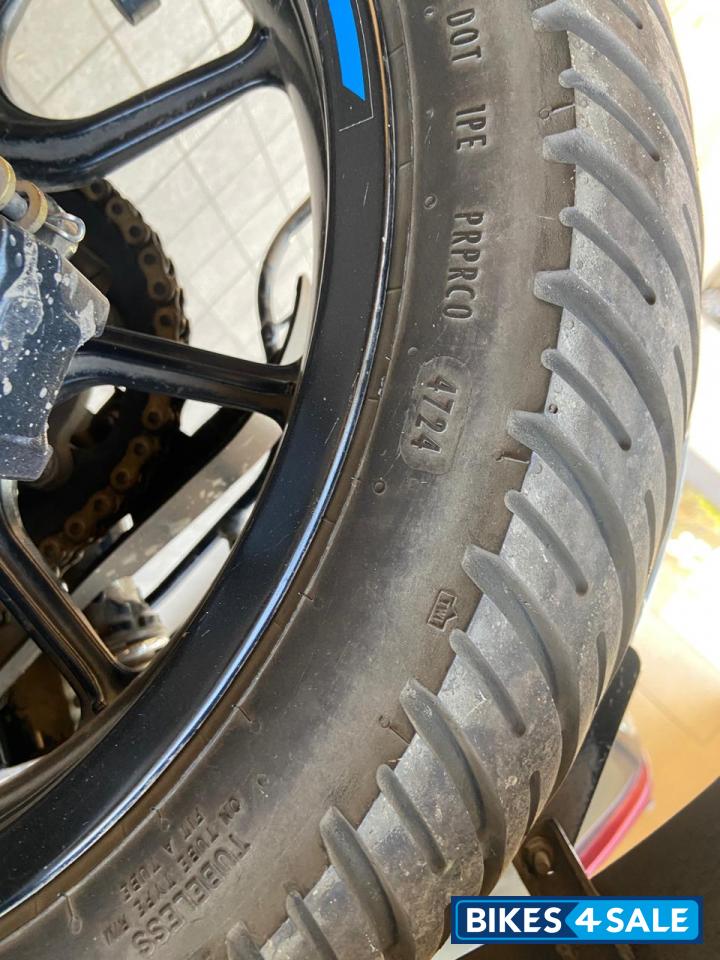 Dapper Blue Royal Enfield Hunter 350 Metro