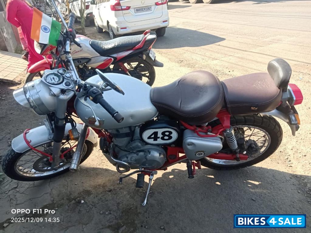 Royal Enfield Bullet Trials Works Replica 350 Royal Enfield Bullet Trials Works Replica 350