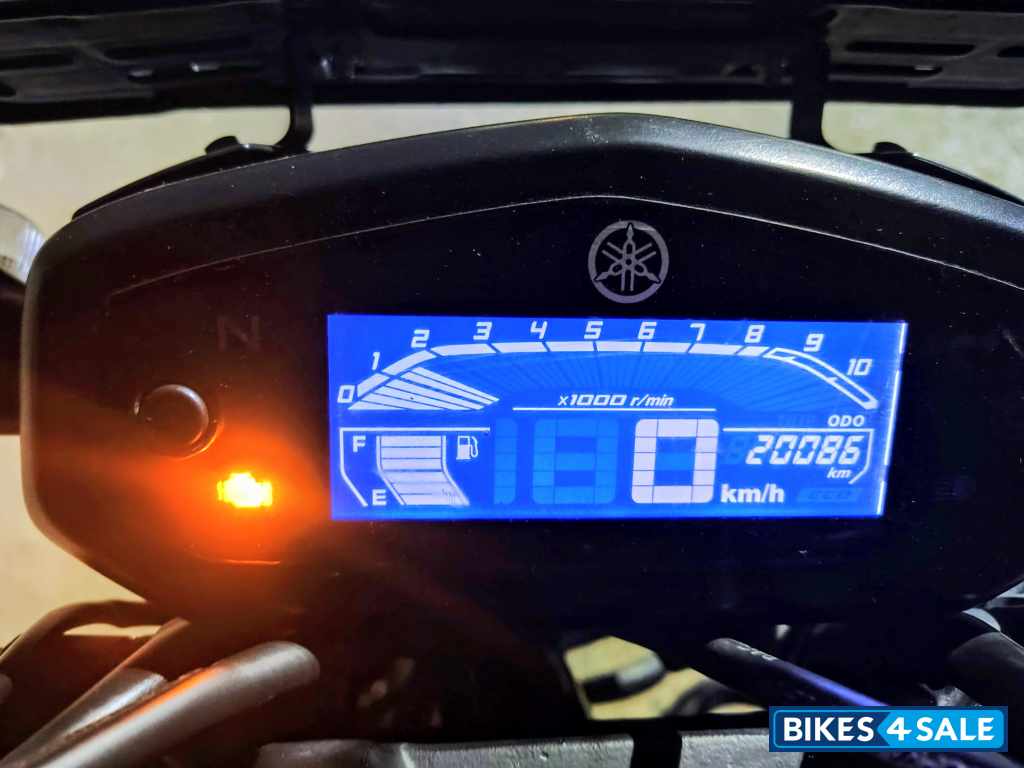 Glossy Black Yamaha FZ-S FI V3 BS6