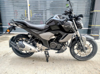 Glossy Black Yamaha FZ-S FI V3 BS6