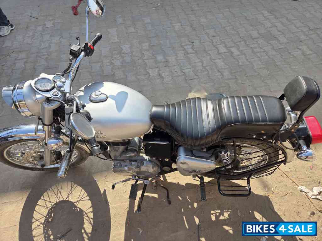 Silver Royal Enfield Bullet 350
