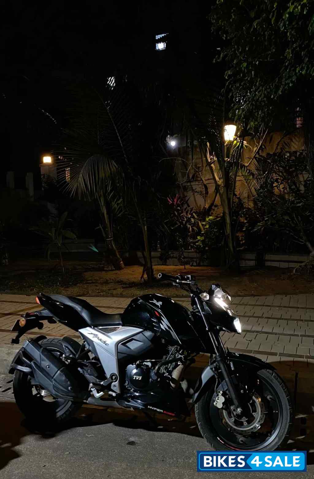 TVS Apache RTR 160 4V BS6 TVS Apache RTR 160 4V BS6