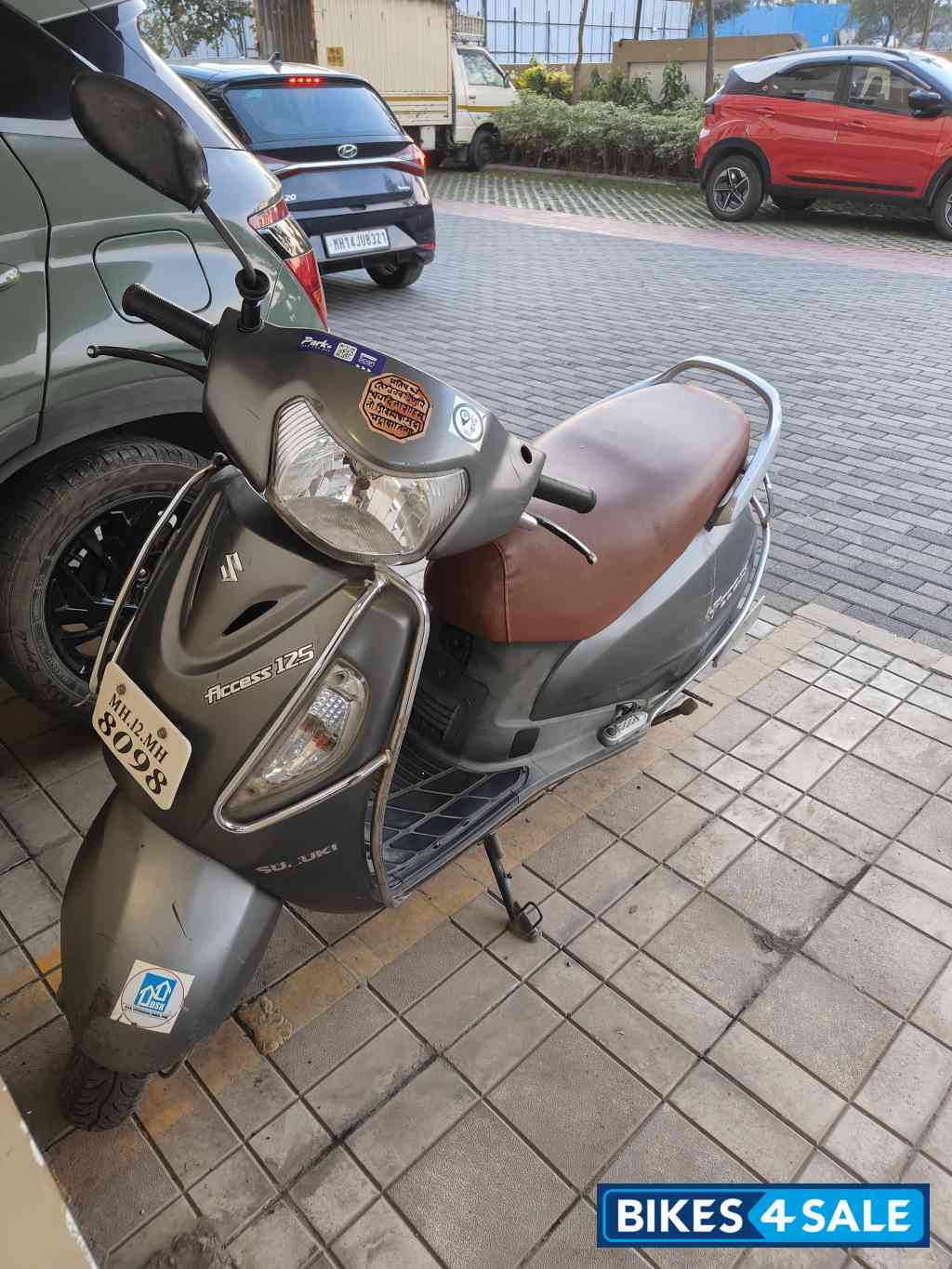 Met.mat.fibrion Grey Suzuki Access 125