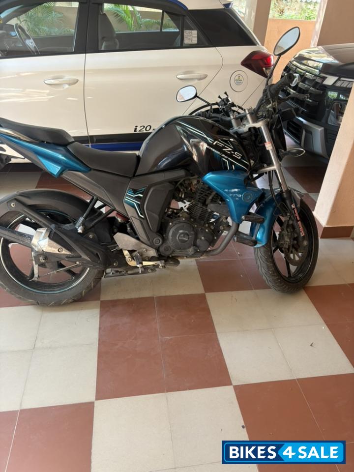 Yamaha FZ1 Yamaha FZ1