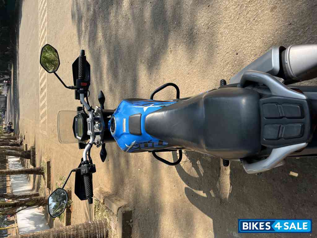 Hero Xpulse 200 4V Hero Xpulse 200 4V