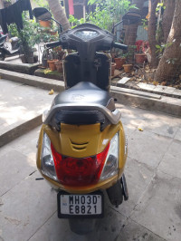 Dazzle Yellow Honda Activa 5G