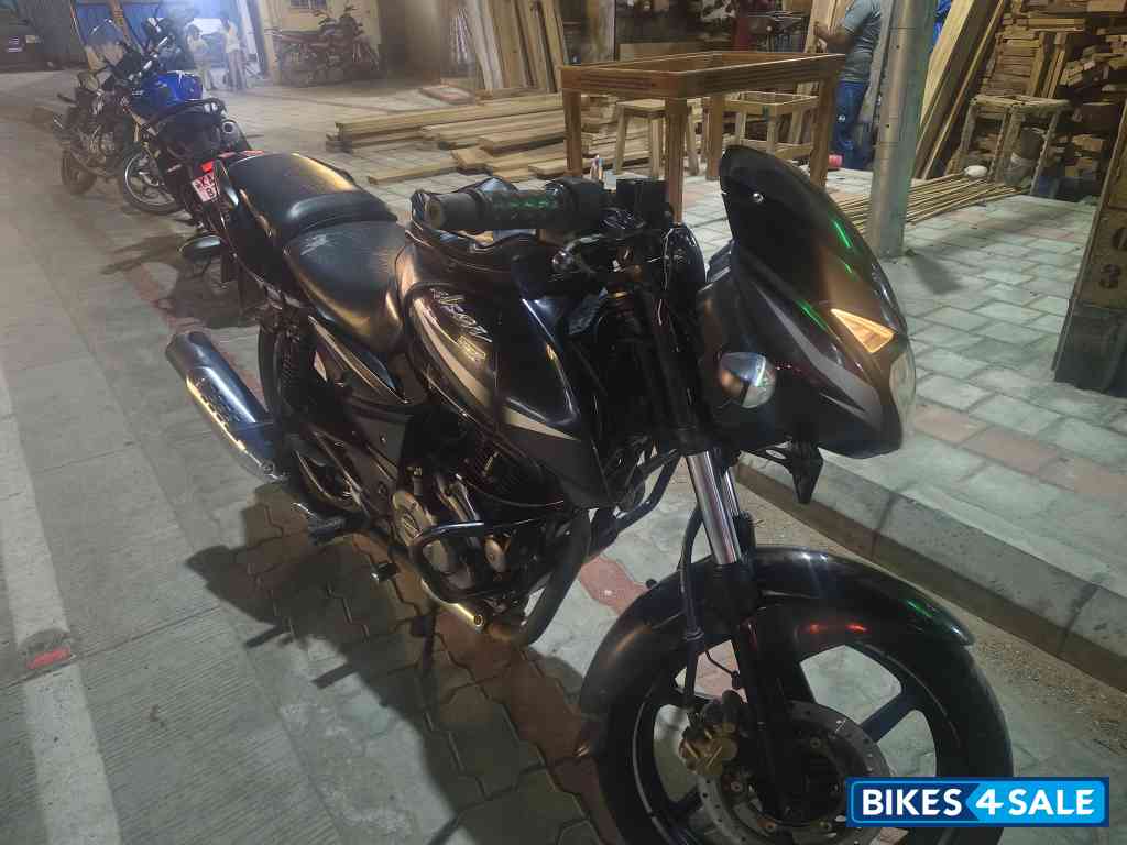 Bajaj Pulsar 180 DTSi Bajaj Pulsar 180 DTSi