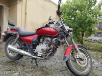 Wine Red Bajaj Avenger 200 DTS-i
