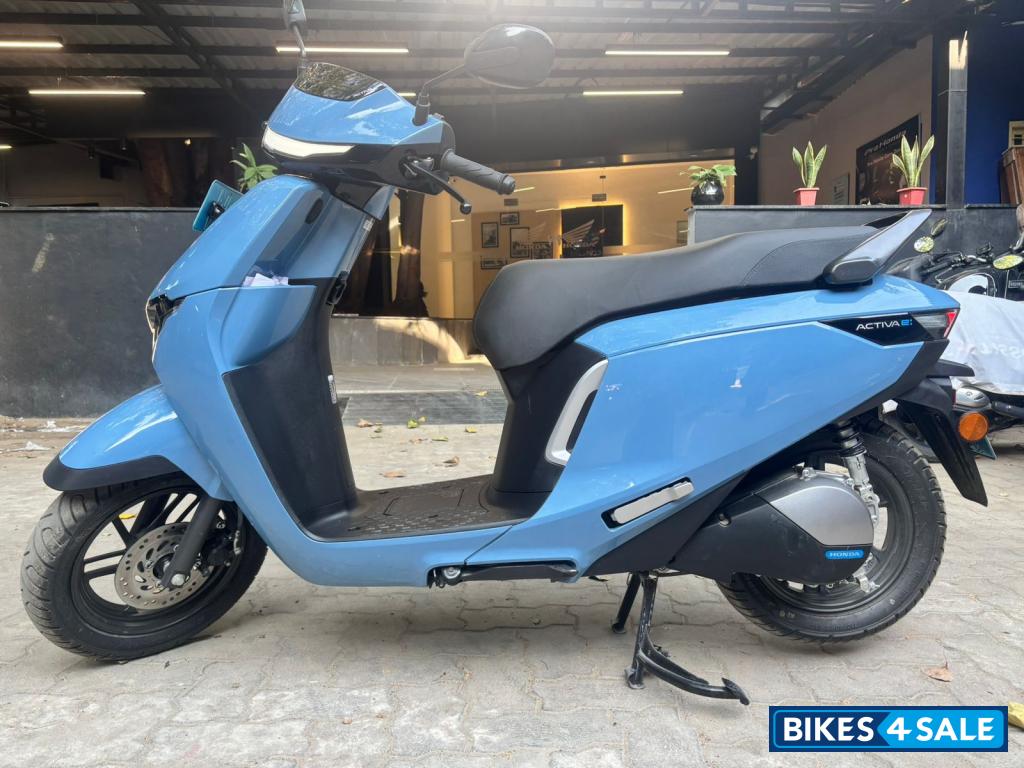 Serenity Blue Honda Activa Electric