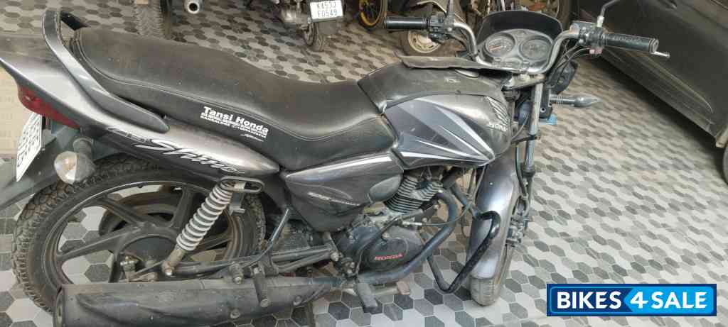 Gery Honda Shine 125 Disc Gery Honda Shine 125 Disc